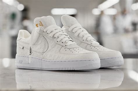 louis vuitton x nike air force 1 white